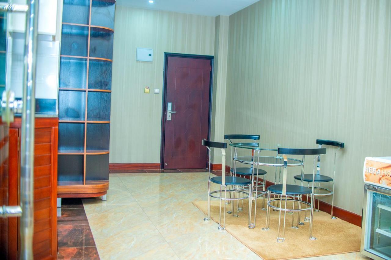Hera Hotel Кампала Екстер'єр фото