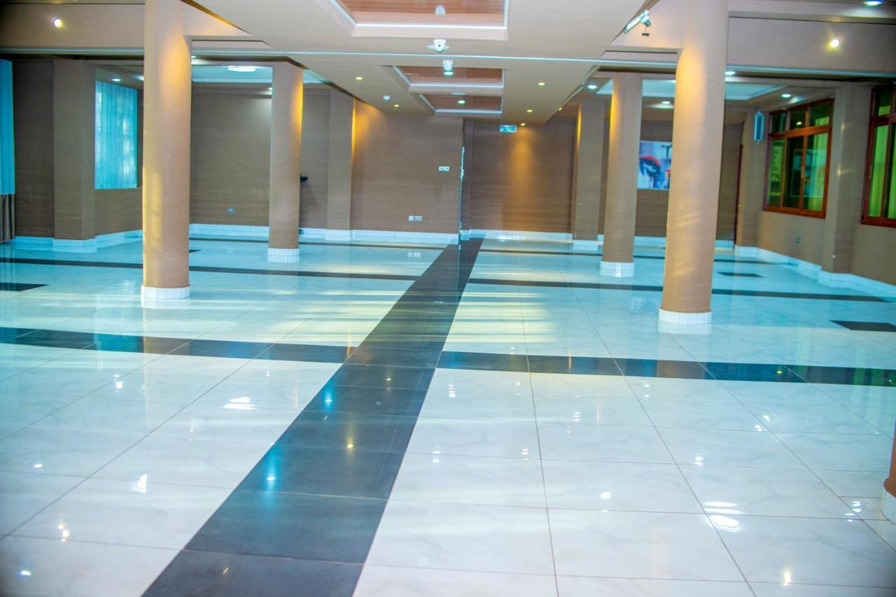 Hera Hotel Кампала Екстер'єр фото