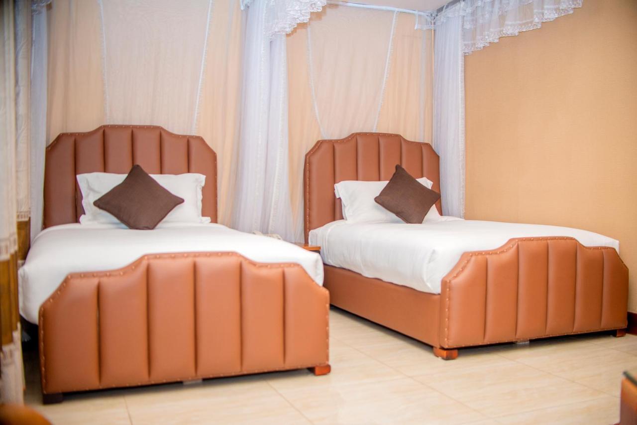 Hera Hotel Кампала Екстер'єр фото