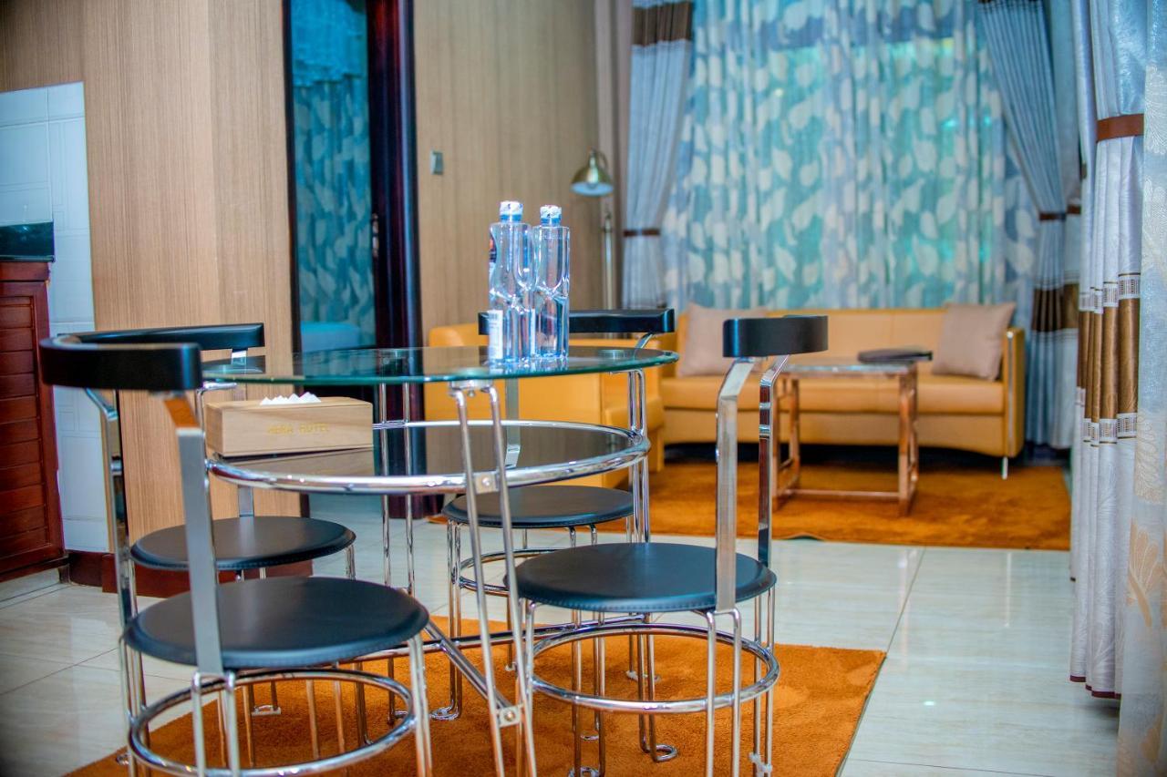 Hera Hotel Кампала Екстер'єр фото